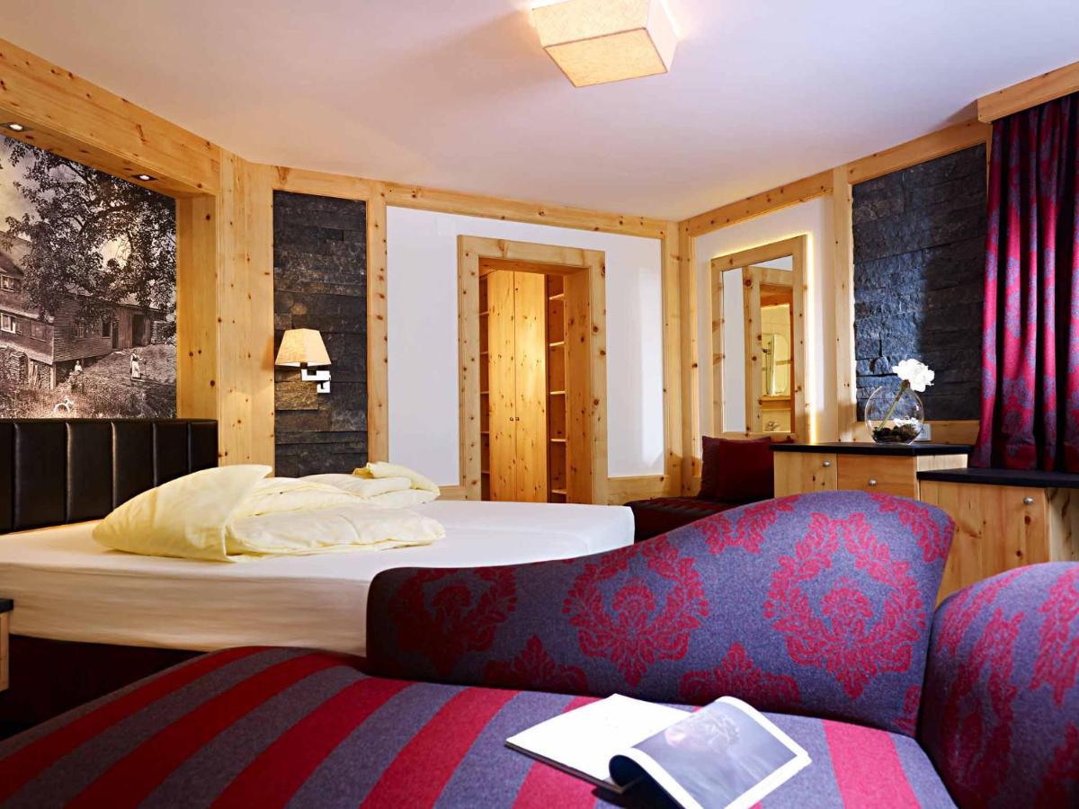 Hirschen Wohlfuehlhotel Schoppernau Luaran gambar